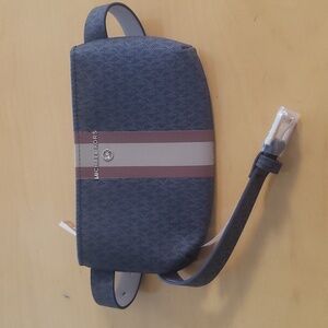 Michael kors hip bag